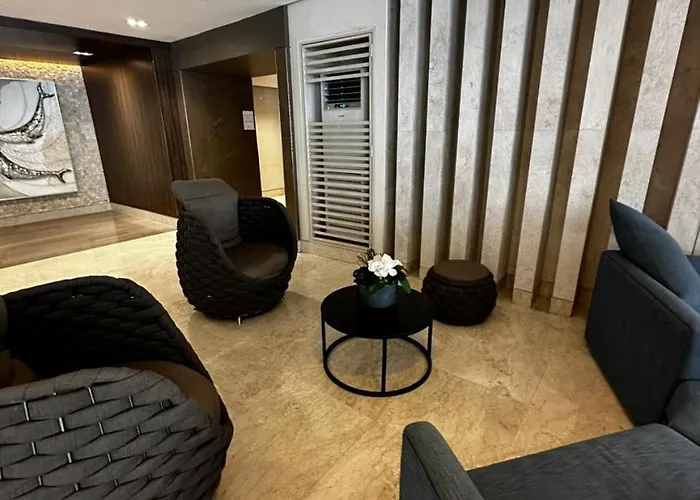 Mall Of Near Airport Shore 3 Apartamento
